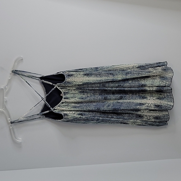 BCBGeneration Strappy Pleated Shift Mini Tempest Festival blue Dress Size XS - Picture 7 of 12